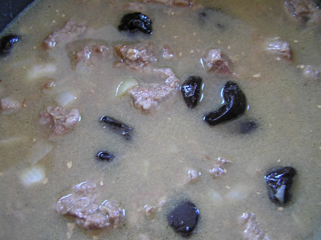 Slow Cooker Moroccan Lamb and Prune Tagine the zen of slow cooking